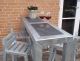 A2 Living Allwetter Bistro Tisch 2er schmal Metall verzinkt Tischplatte Beton 46 x 143 cm rostfreie Gartenmöbel