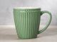 Greengate Becher ALICE Grün Kaffeebecher mit Henkel Everyday Keramik Geschirr Dusty Green 400 ml Rillenmuster Hygge für jeden Tag