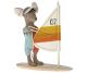 Maileg Strand Maus Surfer Großer Bruder mit Kappe und Anzug auf Windsurfbrett aus Holz und Segel Nr 17-2207-00
