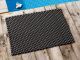 Pad Fussmatte Outdoor Teppich POOL Stone Grau Schwarz 52x72 cm zweifarbig am Schwimmbecken oder auf der Terrasse als Fussmatte UV und Wetterbeständig Web-Look für draussen und drinnen