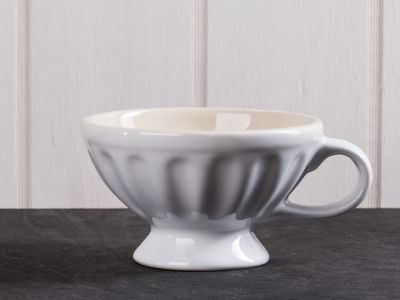 IB Laursen Jumbobecher weiß mit Henkel Mynte Keramik Kollektion große Tasse Pure White